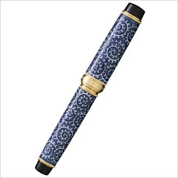 有田焼万年筆 染付章魚唐草濃（源右衛門窯） - Arita Onlyone
