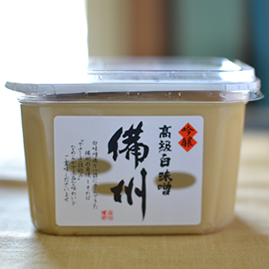 誠実 備州 高級白味噌 500gカップ入り オンラインショップ 馬場商店 - 味噌