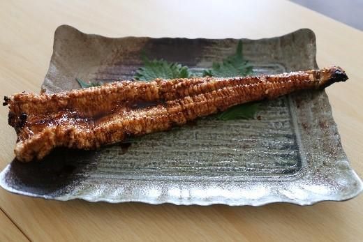 濃厚肉厚 浜の漁師秘伝のタレを塗った手焼き真穴子蒲焼 ふくしま 浜 中 会津の困った市 濃厚肉厚 浜の漁師秘伝のタレを塗った手焼き真穴子蒲焼 ふくしま 浜 中 会津の困った市