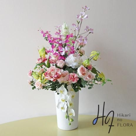 高級造花インテリア エミリー 牡丹 芍薬などアーティフィシャルフラワー 高級造花 を使用したアレンジメントです リョクエイ ワンランク上の高級造花 アレンジメント専門店 上質花材で ギフトに人気のアーティフィシャルフラワーを販売 高級造花インテリア エミリー 牡丹 芍薬などアーティフィシャルフラワー 高級造花 を使用したアレンジメントです リョクエイ ワンランク上の高級造花 アレンジメント専門店 上質花材で ギフトに人気のアーティフィシャルフラワーを販売