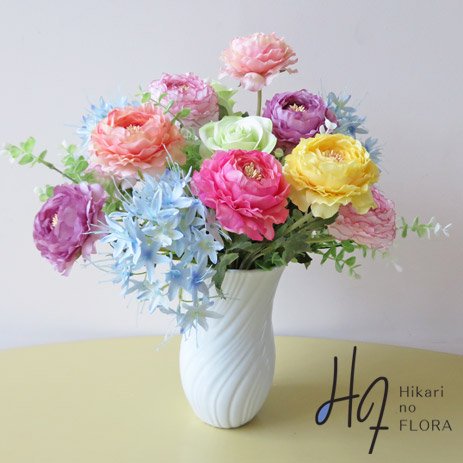 高級造花アレンジメント ロム 可愛いお花 ラナンキュラスの魅力が伝わります リョクエイ ワンランク上の高級造花アレンジメント専門店 上質花材で ギフトに人気のアーティフィシャルフラワーを販売