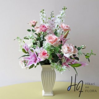 高級造花アレンジメント【デールリ】優しくて上品な高級造花インテリアです。開院祝いや、移転祝い、ご就任祝いにいかがでしょうか。