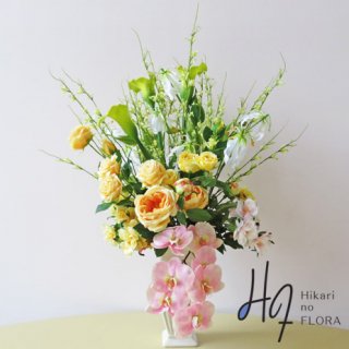 高級造花アレンジメント【アデリーナ】最上クラスのリアル胡蝶蘭と花々のアレンジメントです。どのお花も上質です。