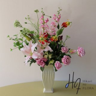 光触媒高級造花アレンジメント【アシアク】ピンクの優しい色彩が美しい高級造花アレンジメントです。