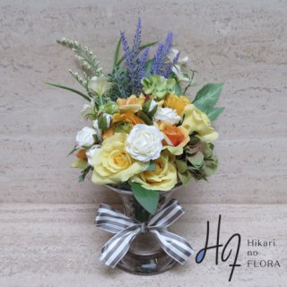 フラワーオングラス【045】素敵な贈り物になる高級造花アレンジメント。