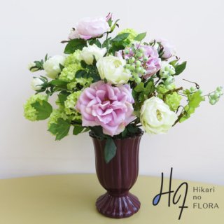 光触媒造花アレンジメント【アリアン】スノーボールとバラの高級造花アレンジメントです。BORDEAUX色の花器に映えます。