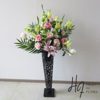 光触媒造花アレンジメント【スタンド７０型ＲＤ638】グラジオラス、リリー、グロリオサをアレンジした高級造花スタンドです。