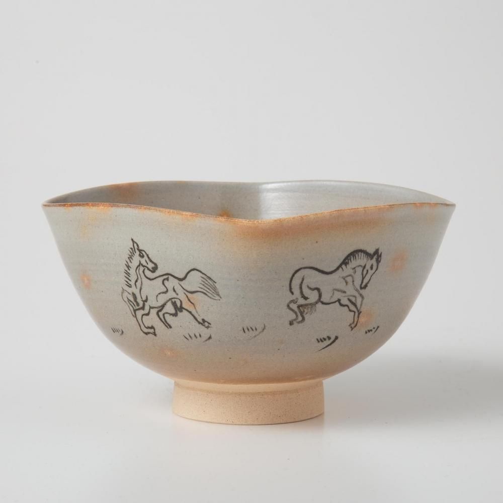 ①干支 絵御本 菱内刷毛目茶碗（馬の絵） 楽山窯 - 茶道具・抹茶通販