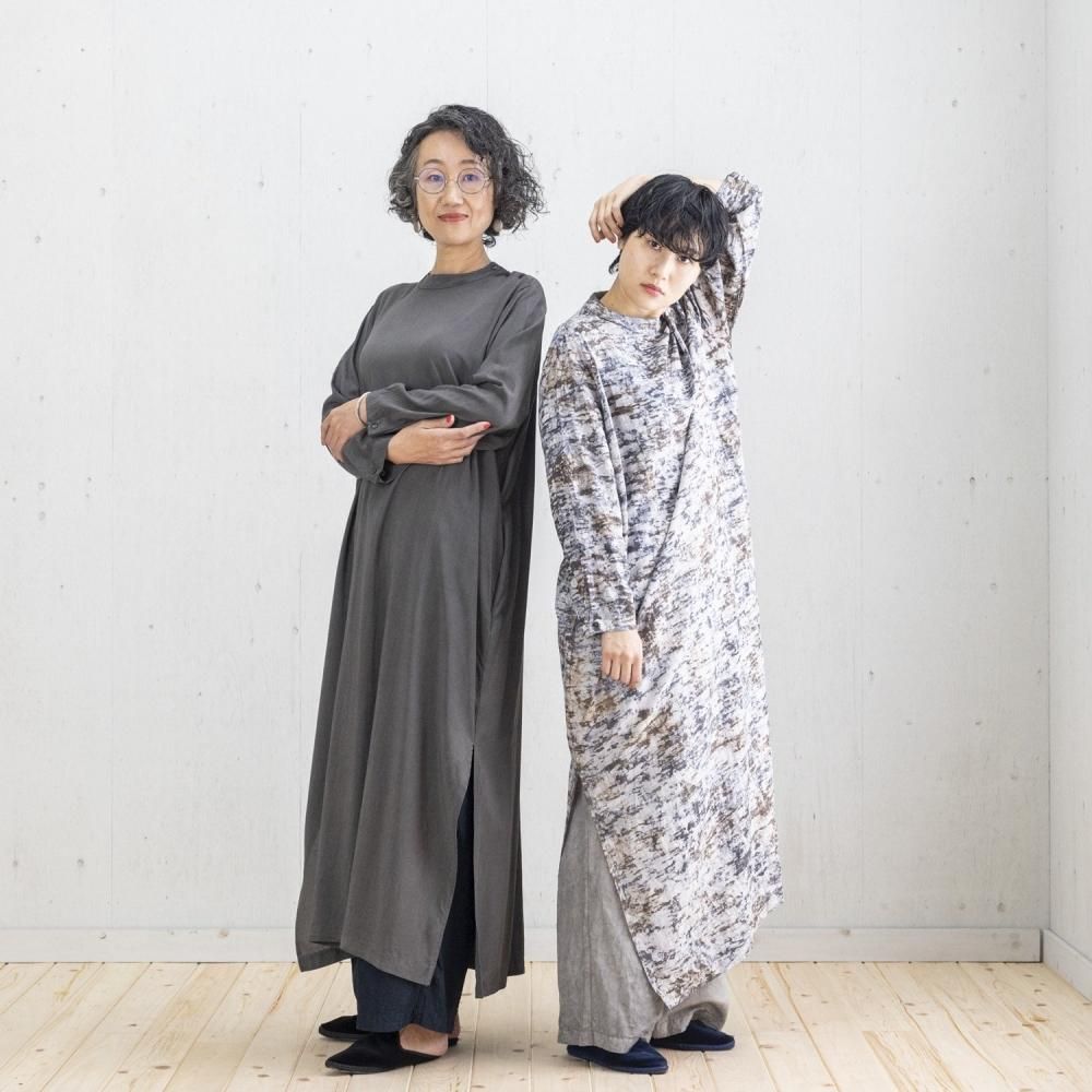 モックネックワンピース（GRAY/CHARCOAL） - 公式オンライン