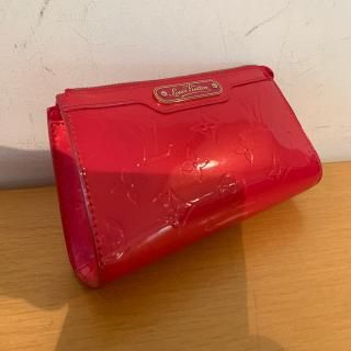 ݡ