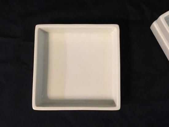 料亭風四角深皿 - 陶磁器・ガラスアートショップAnges