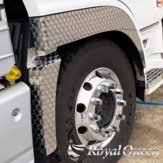 再値下げ、UDTRUCKS クオン ステンレス マッドガード ウロコ柄 期間限定！20％オフセール♪【送料無料】UDTRUCKS UD クオン