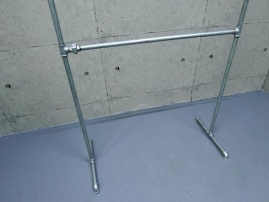 大型商品】ガス管 ハンガーラック タイプF 約W108cm×H188cm 大型商品】ガス管 ハンガーラック タイプF 約W108cm×H188cm