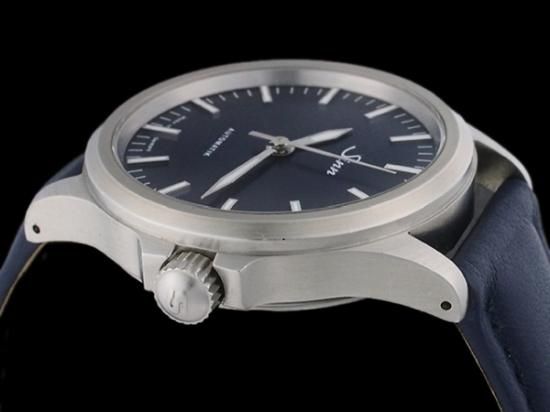 ジン Sinn 556.I.B 箱・保証書付 - ジュエリー・時計【ジュエル