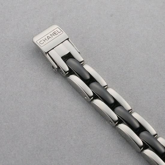 CHANEL H2163 コマ 駒