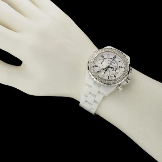 シャネル J12 クロノグラフ アフターダイヤベゼル H1007 鑑別