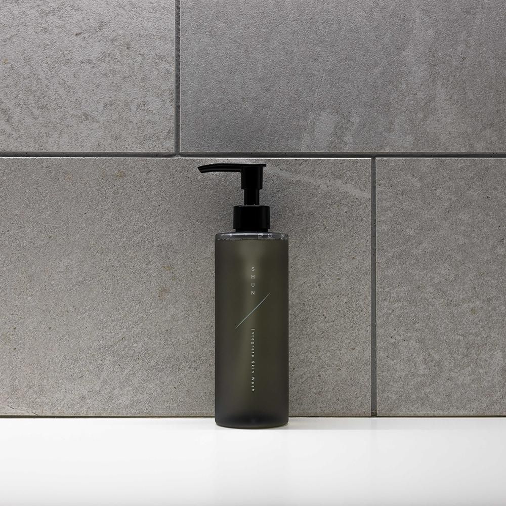 高評価レビュー Integrate Skin - Showroom Online - SHUN - Wash シャンプー