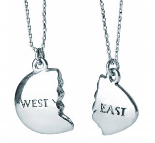 East and West Egg Necklace (The Great Gatsby) (Silver)