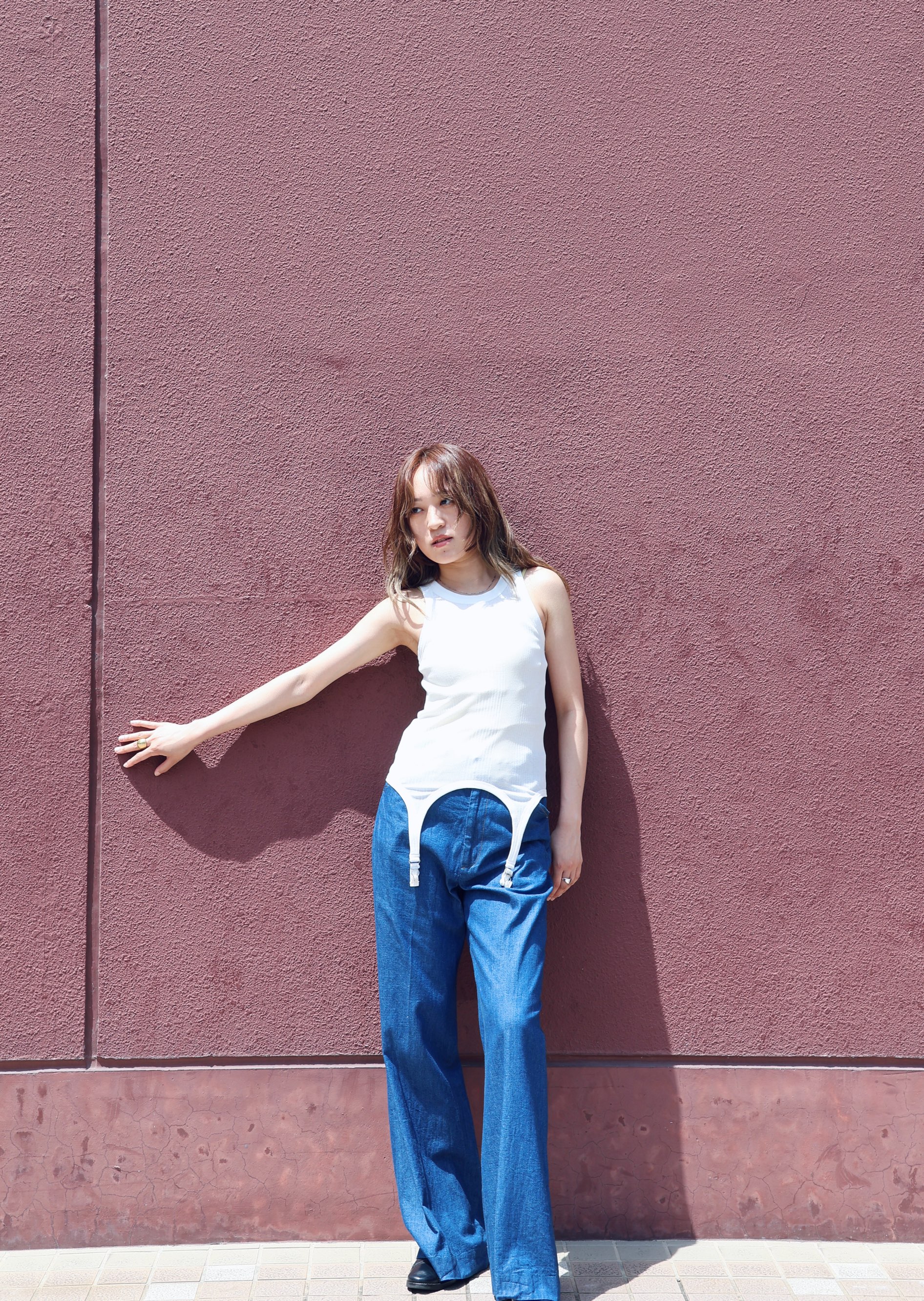FUMIKA UCHIDA 23SS ドローイングタンクトップ ガーターベルト FUMIKA UCHIDA： NEEDLE DRAWING GARTER TANKTOP - WHITE