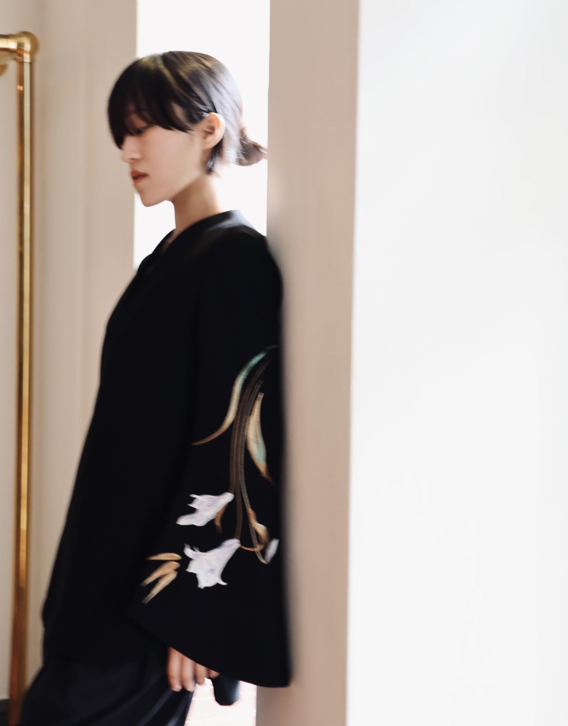 Mame Kurogouchi：Triacetate Floral Embroidery Blouse - BLACK - ORANN ONLINE  SHOP