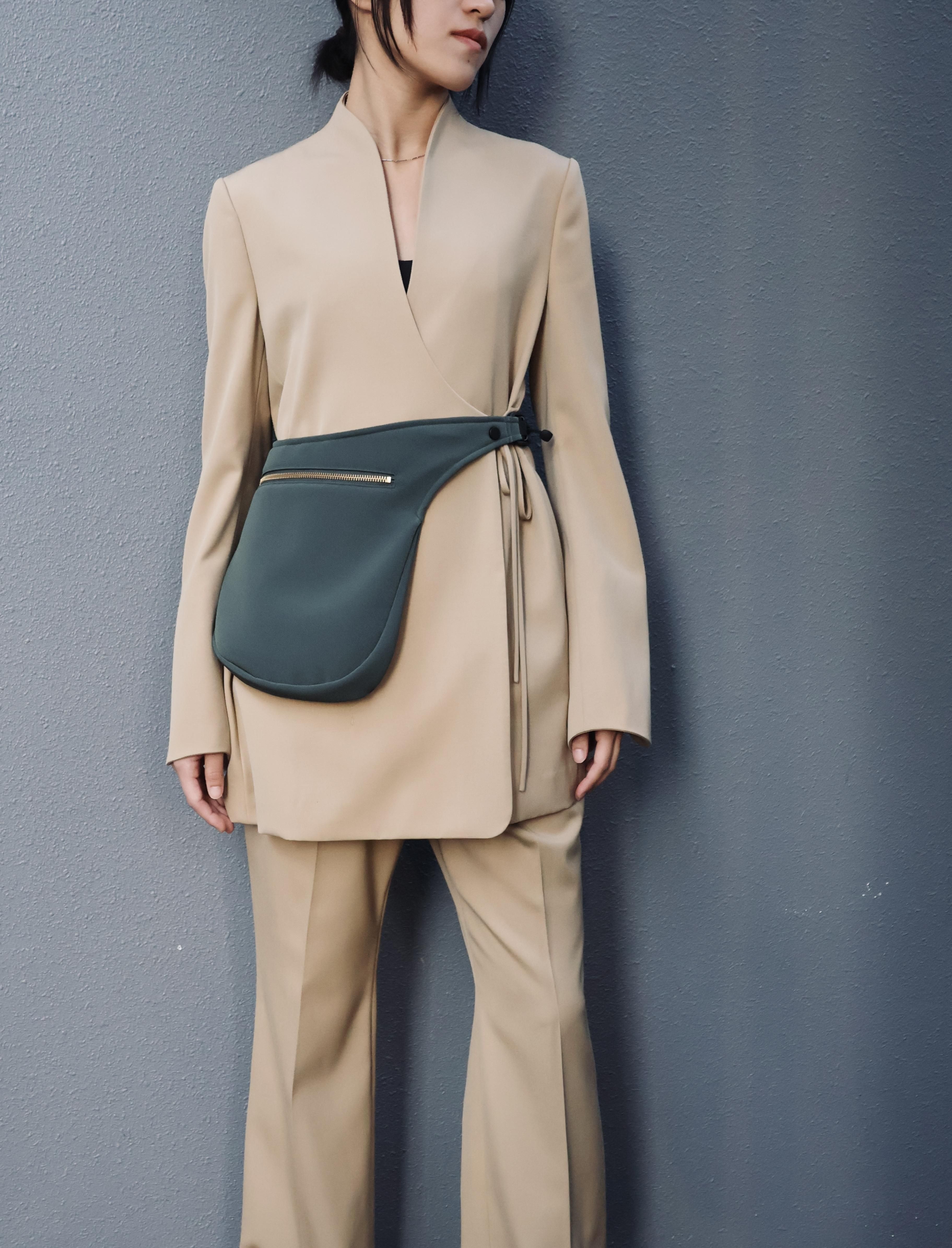 Mame Kurogouchi:Basket Motif Multi-Way Body Bag - KHAKI Mame Kurogouchi:Basket Motif Multi-Way Body Bag - KHAKI