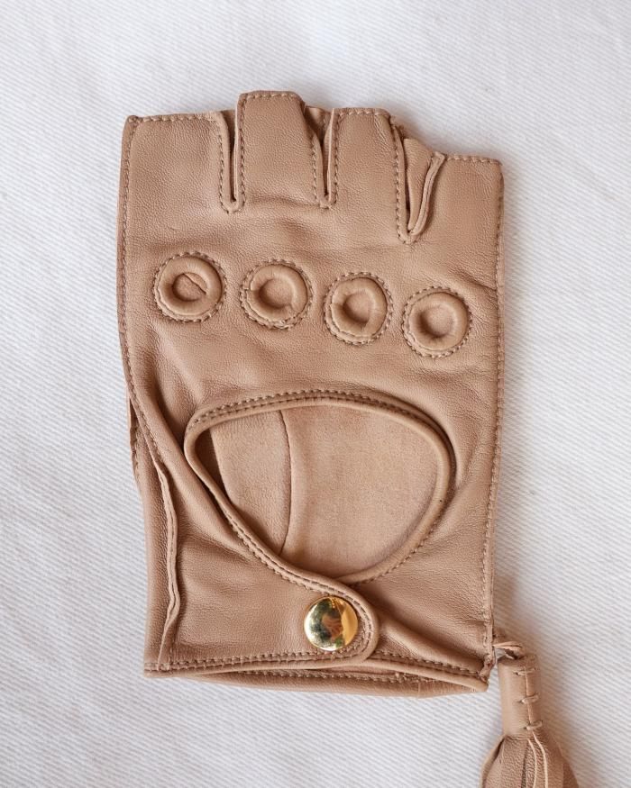 新品 FUMIKA UCHIDA GLOVES タッセル ラムレザー グローブ