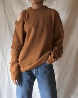 AriesShoulder Hole Knit 