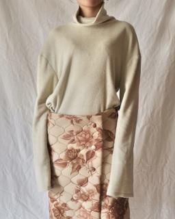 KWAIDAN EDITIONS : ROLL NECK TOP - BEIGE