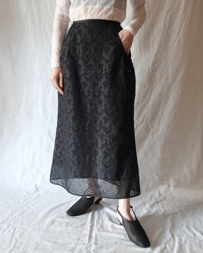 Mame Kurogouchi：Embroidery Lace Cotton Skirt - BLACK - ORANN 通販