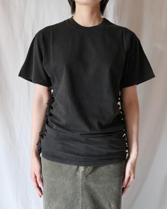 FUMIKA UCHIDA： OVERDYED SIDE SHIRRING TEE - BLACK - ORANN