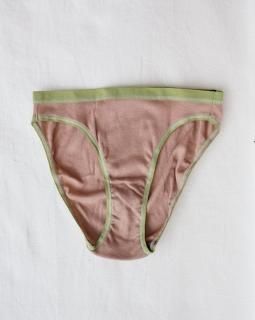 OVERNEATHRIB BRIEF - ROSE