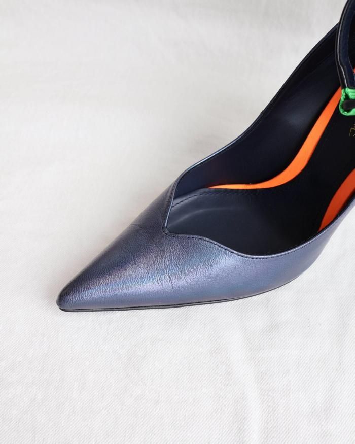 Mame Kurogouchi:Ankle Strap Pointed Toe Pumps - NAVY Mame Kurogouchi:Ankle Strap Pointed Toe Pumps - NAVY