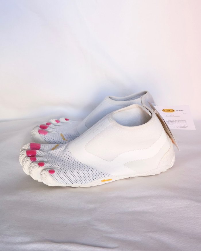 Midorikawa： Vibram Five Fingers by SUICOKE×Midorikawa - SNOW/PINK - ORANN  通販サイト