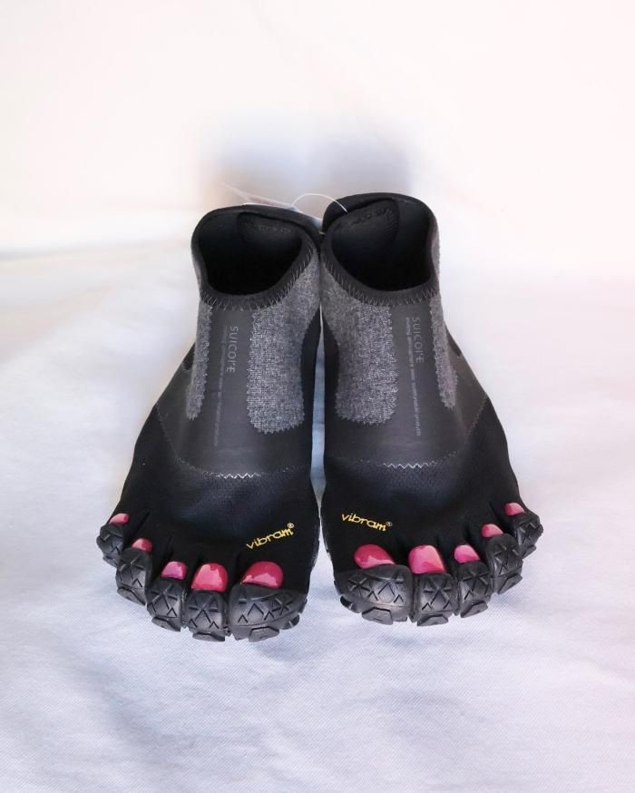 Midorikawa: Vibram Five Fingers by SUICOKE×Midorikawa Midorikawa: Vibram Five Fingers by SUICOKE×Midorikawa