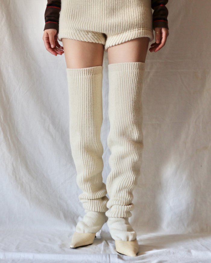 cosTHICK RIBBED THIGH-HIGH SOCKS