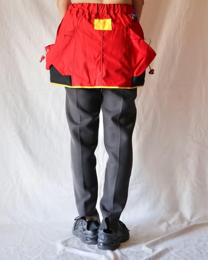FUMIKA UCHIDA: NYLON WAIST POCKET MINI SKIRT - RED - ORANN FUMIKA UCHIDA: NYLON WAIST POCKET MINI SKIRT - RED - ORANN