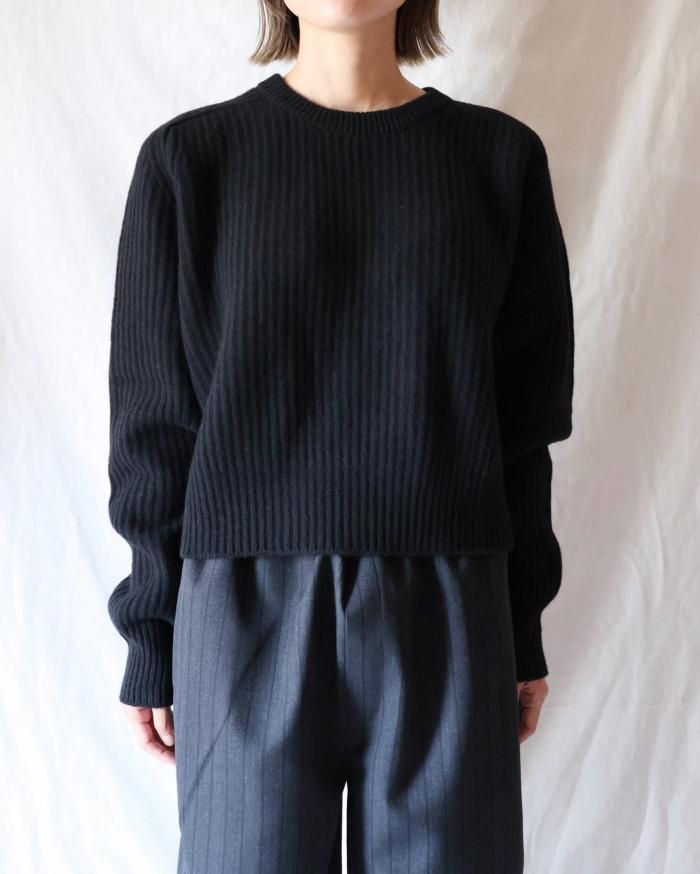 Cristaseya:CASHMERE&WOOL MAXI RIBBED CROPPED RAGLAN SWEATER Cristaseya:CASHMERE&WOOL MAXI RIBBED CROPPED RAGLAN SWEATER