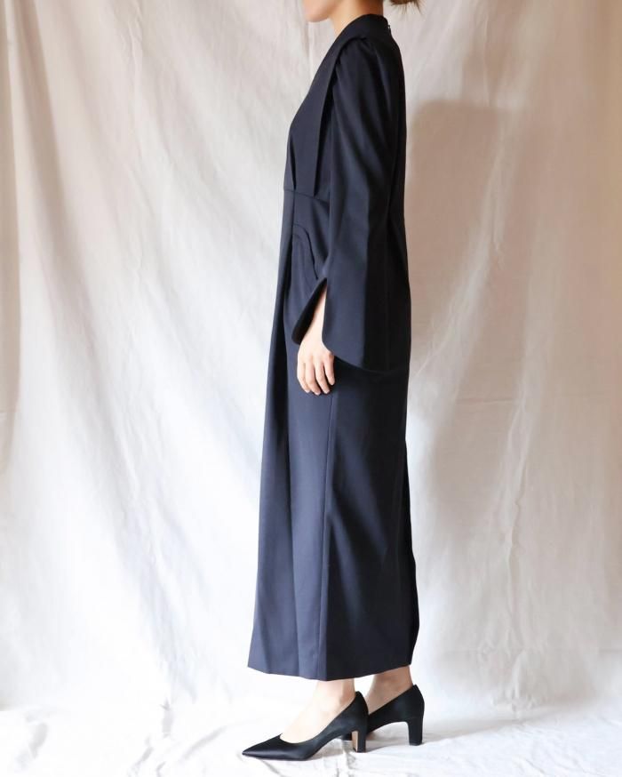 Mame Kurogouchi:Light Wool Max Gabadine V-Neck Dress - NAVY Mame Kurogouchi:Light Wool Max Gabadine V-Neck Dress - NAVY