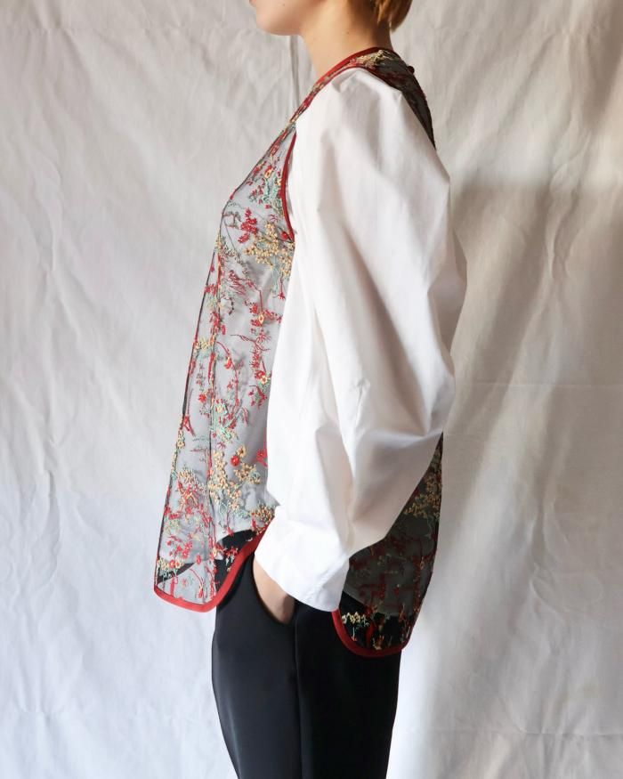 Mame Kurogouchi: Floral Lace Sleeveless Top - VERMILLION Mame Kurogouchi: Floral Lace Sleeveless Top - VERMILLION