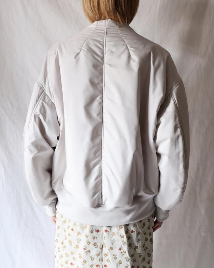 Mame Kurogouchi：Cording Embroidery Collarless Flight Jacket