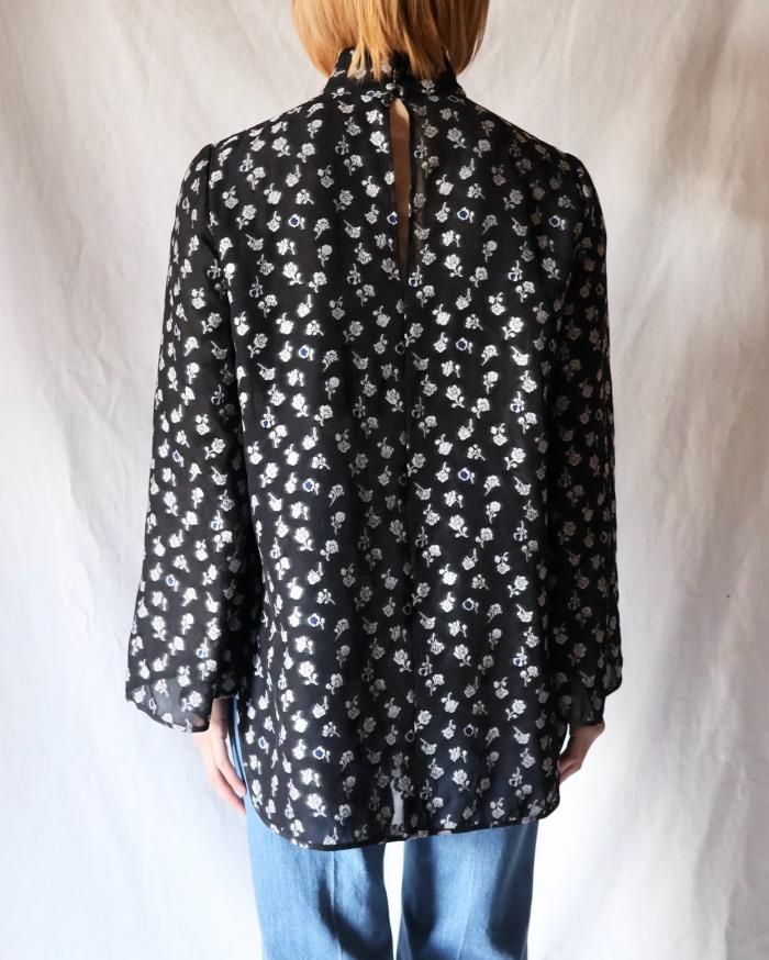 Mame Kurogouchi:Floral Jacquard Hight Neck Blouse - NAVY Mame Kurogouchi:Floral Jacquard Hight Neck Blouse - NAVY