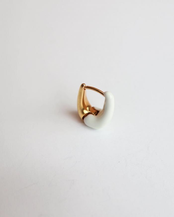 R.ALAGAN：DIPPED TINY TINY PUFFY HOOPS - IVORY - ORANN