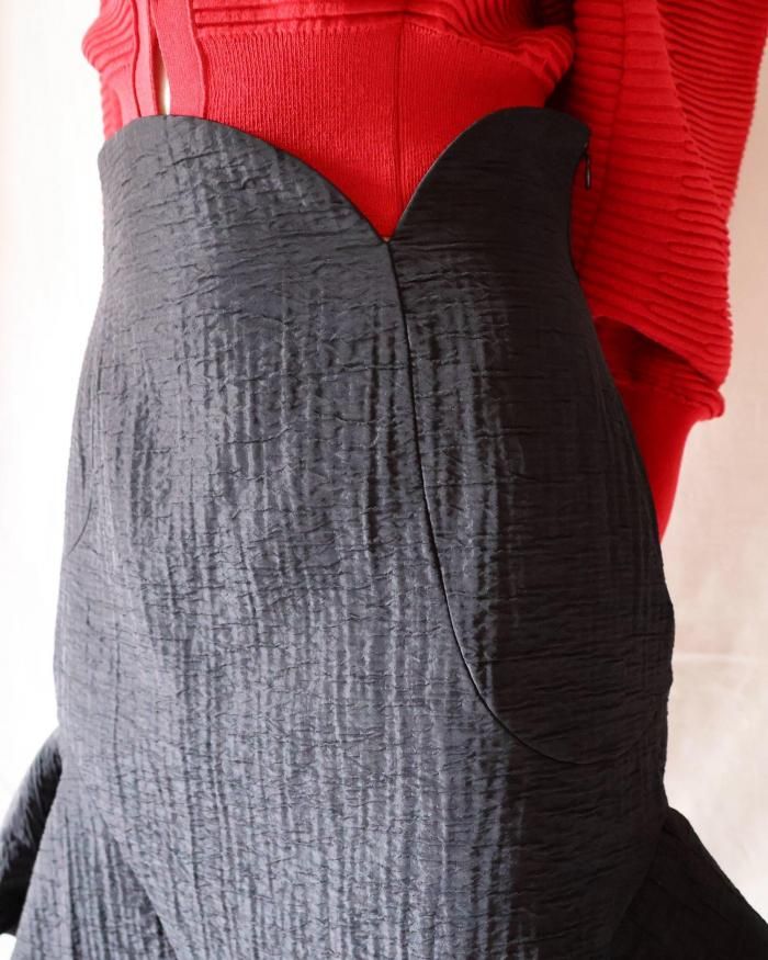 スカート Grain Finish Asymmetric Skirt - black Grain Finish Asymmetric Skirt - black - Mame Kurogouchi
