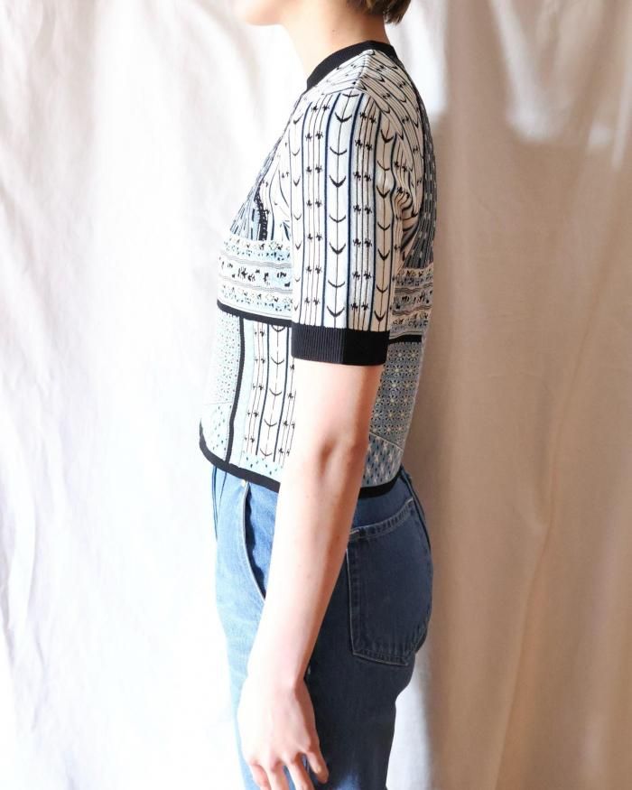Mame Kurogouchi:Geometric Pattern Knitted Top - BLUE Mame Kurogouchi:Geometric Pattern Knitted Top - BLUE