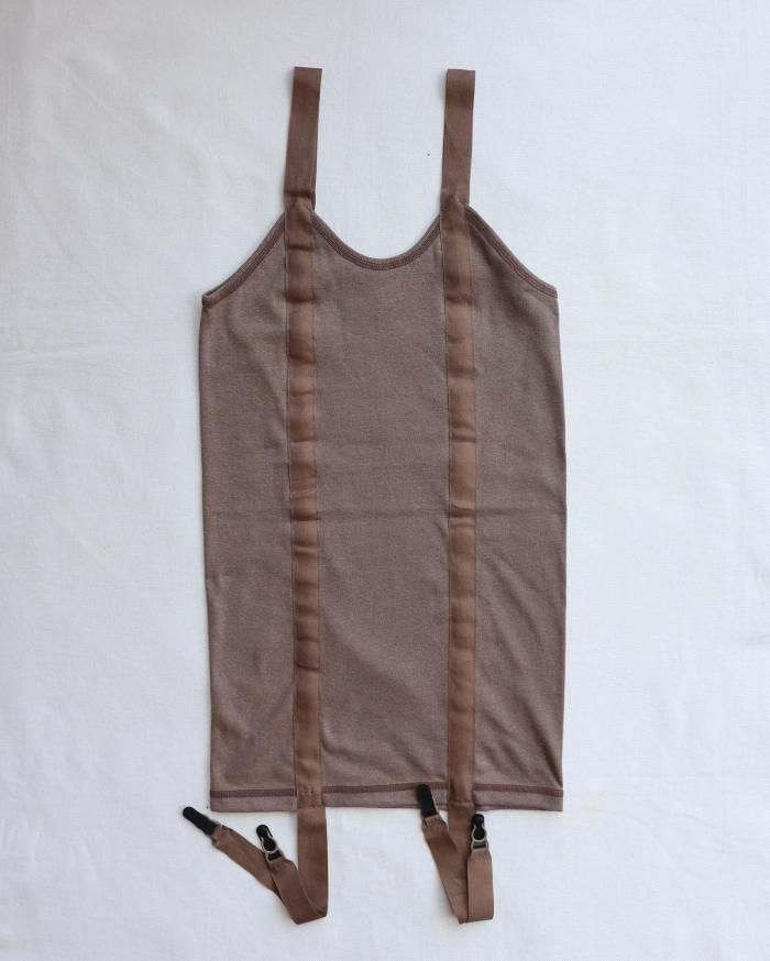 正規品販売！ OVERNEATH：GARTER TANK TOP - LIGHT BROWN - ORANN ONLINE SHOP トップス