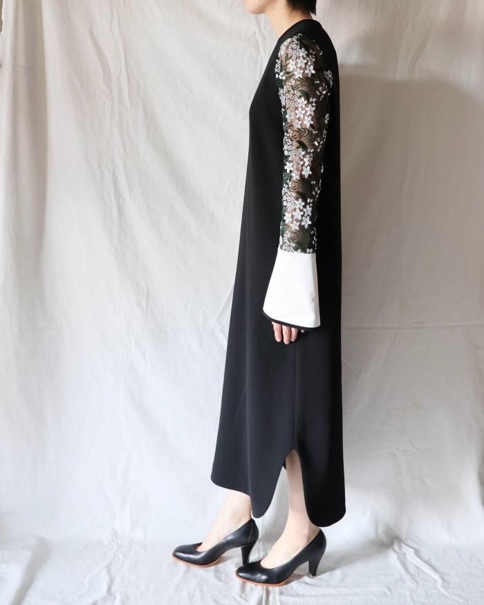 Mame Kurogouchi：Floral Lace-Sleeve Classic Dress - BLACK