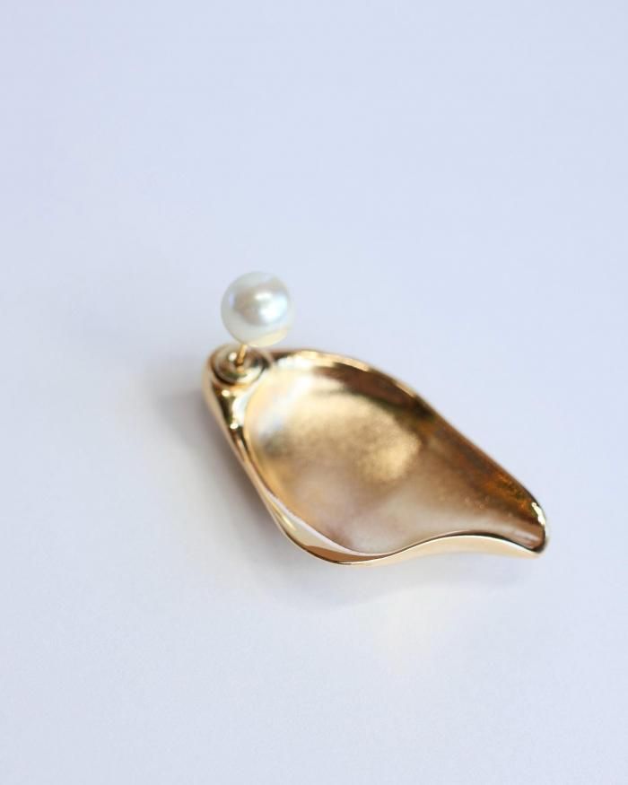 Mame Kurogouchi：Organic motif Brass Earrings - GOLD - ORANN