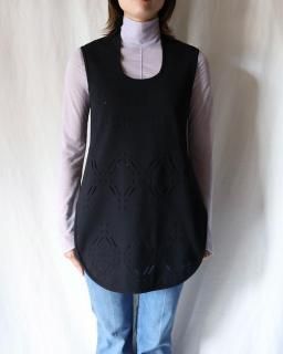 Mame KurogouchiEyelet Sleeveless Knitted Top - BLACK