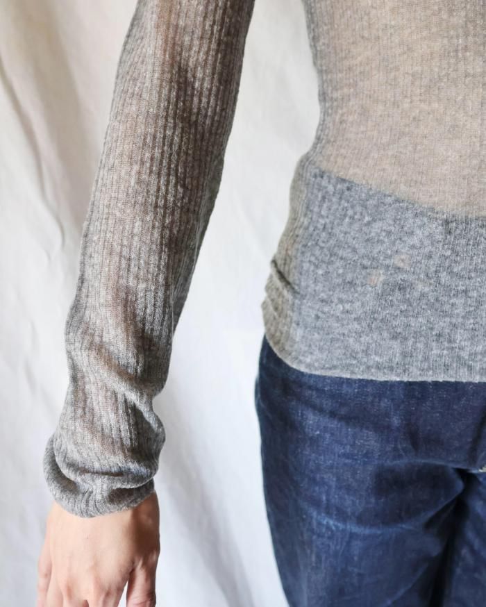 FUMIKA UCHIDA カシミヤ100% クルーネックニット FUMIKA UCHIDA： GAUZE TTL-NECK SWEATER - LIGHT GREY - ORANN ONLINE