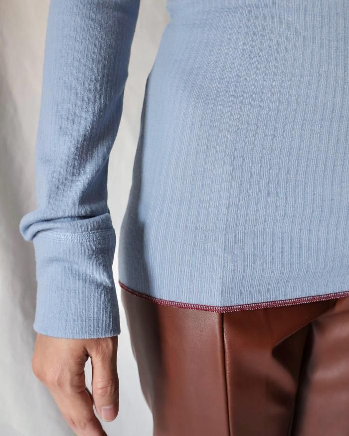 FUMIKA UCHIDA： NEEDLE DRAWING TTL NECK UNDERWEAR - LIGHT BLUE